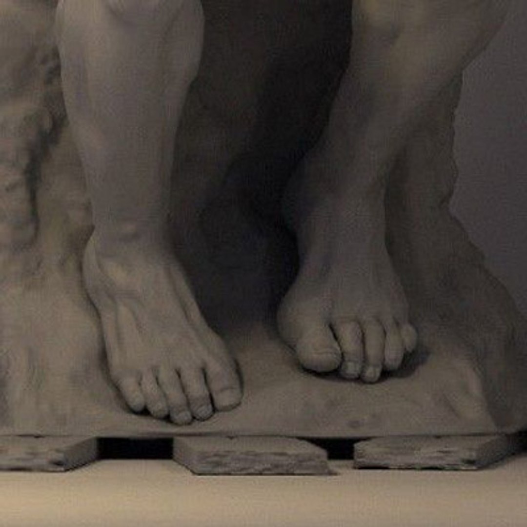 3d model of replica rodin thinker https://p.turbosquid.com/ts-thumb/hv/6t1jFU/fjHrVdDg/thfeet130_1151632498_medium/jpg/1256977314/1920x1080/fit_q87/7653a9c724c3daab16785166bf7fed3d01e8fc24/thfeet130_1151632498_medium.jpg