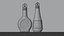 Deux bouteilles en verre de sauces piquantes
