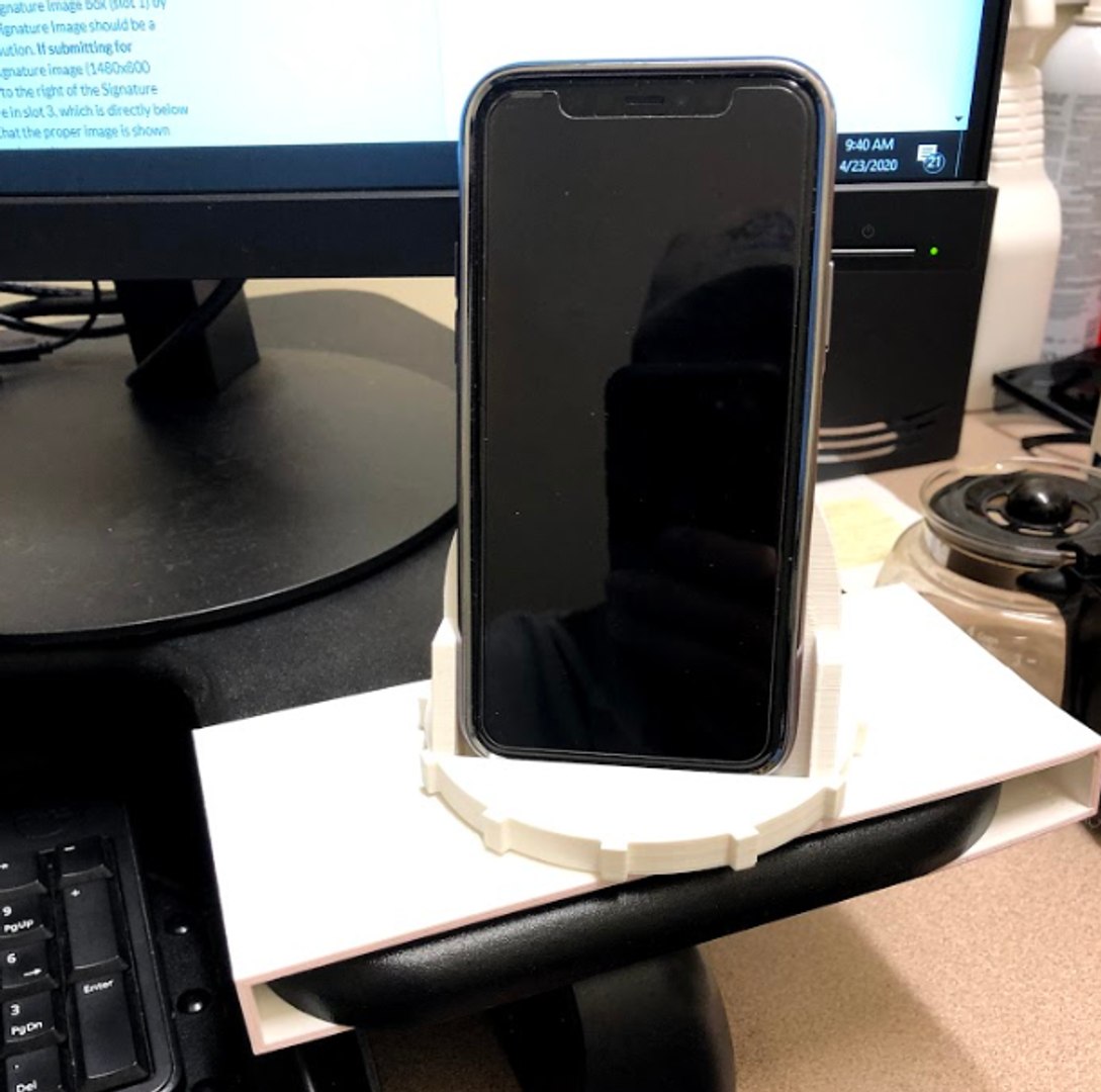 3D phone stand work desk model https://p.turbosquid.com/ts-thumb/jo/VZYnMd/2h4lufX8/capture2/png/1587653051/1920x1080/fit_q87/0b519528fbd59e9042f833de83ffdc632cb55e8d/capture2.jpg