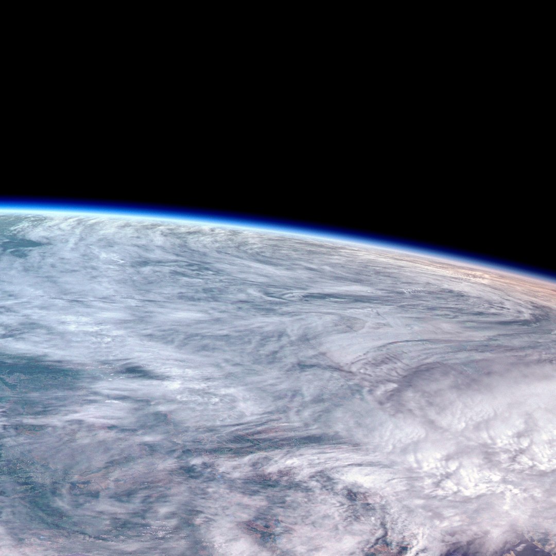 3d earth clouds 512k 1 https://p.turbosquid.com/ts-thumb/kL/AWdwsg/0fZJ22vR/space_01/jpg/1429900930/1920x1080/fit_q87/e809cdcf831413d5094b8030f5425808c58d0891/space_01.jpg