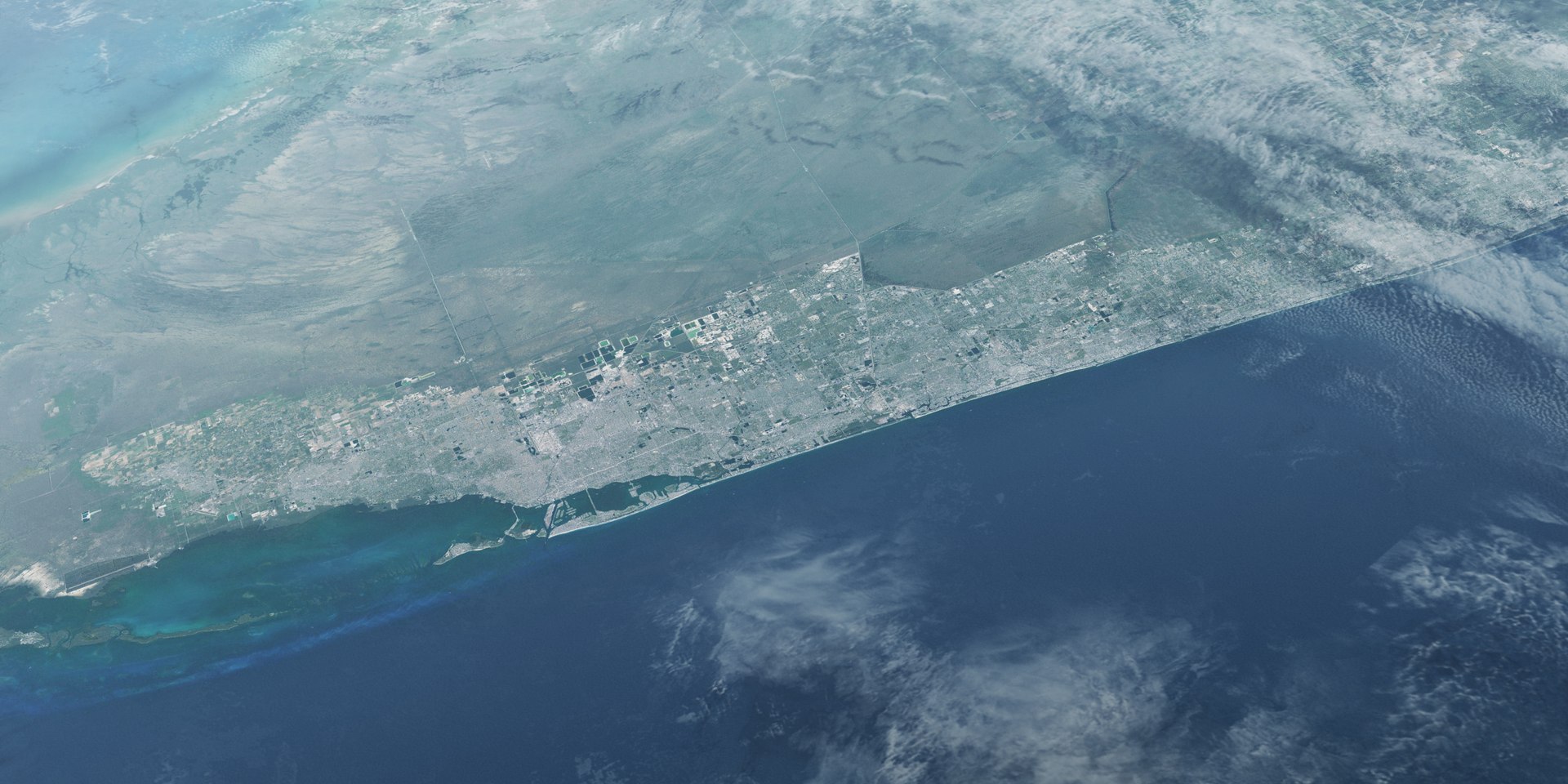 3d earth clouds 512k 1 https://p.turbosquid.com/ts-thumb/kL/AWdwsg/4XYP1EXP/miami/jpg/1429953016/1920x1080/fit_q87/b81c9d1e28c4593f342517f19c660a8e1a089197/miami.jpg