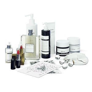 3D cosmetics set