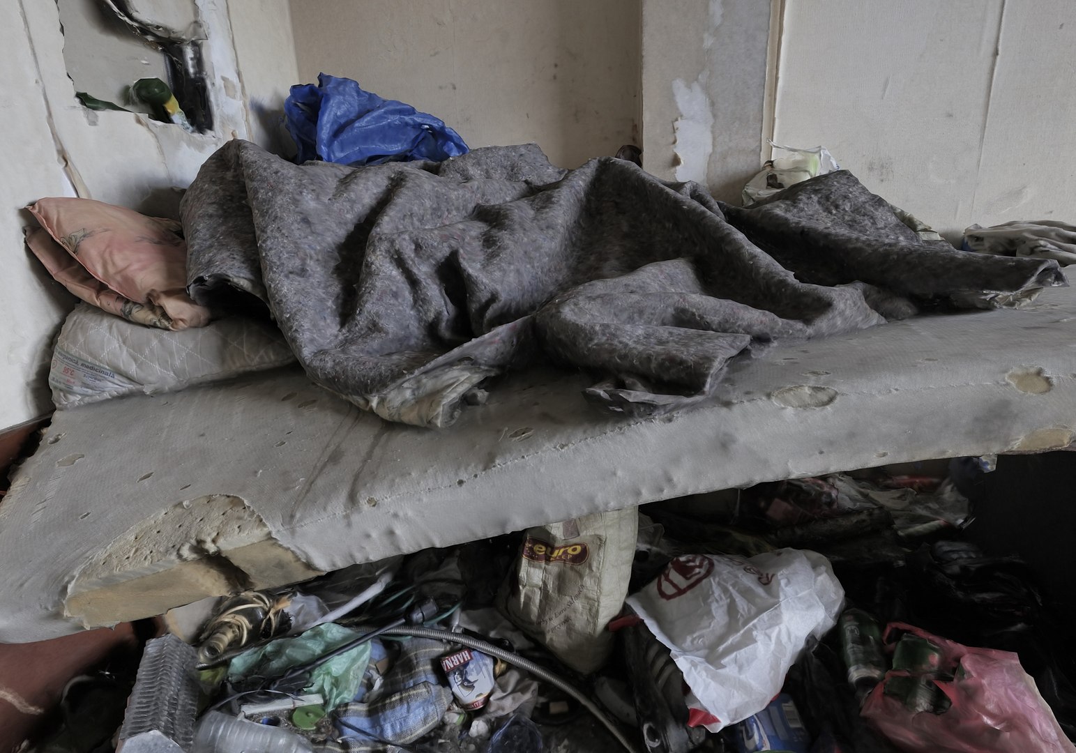 Existence Homeless Person Building 3D Model - TurboSquid 1655651