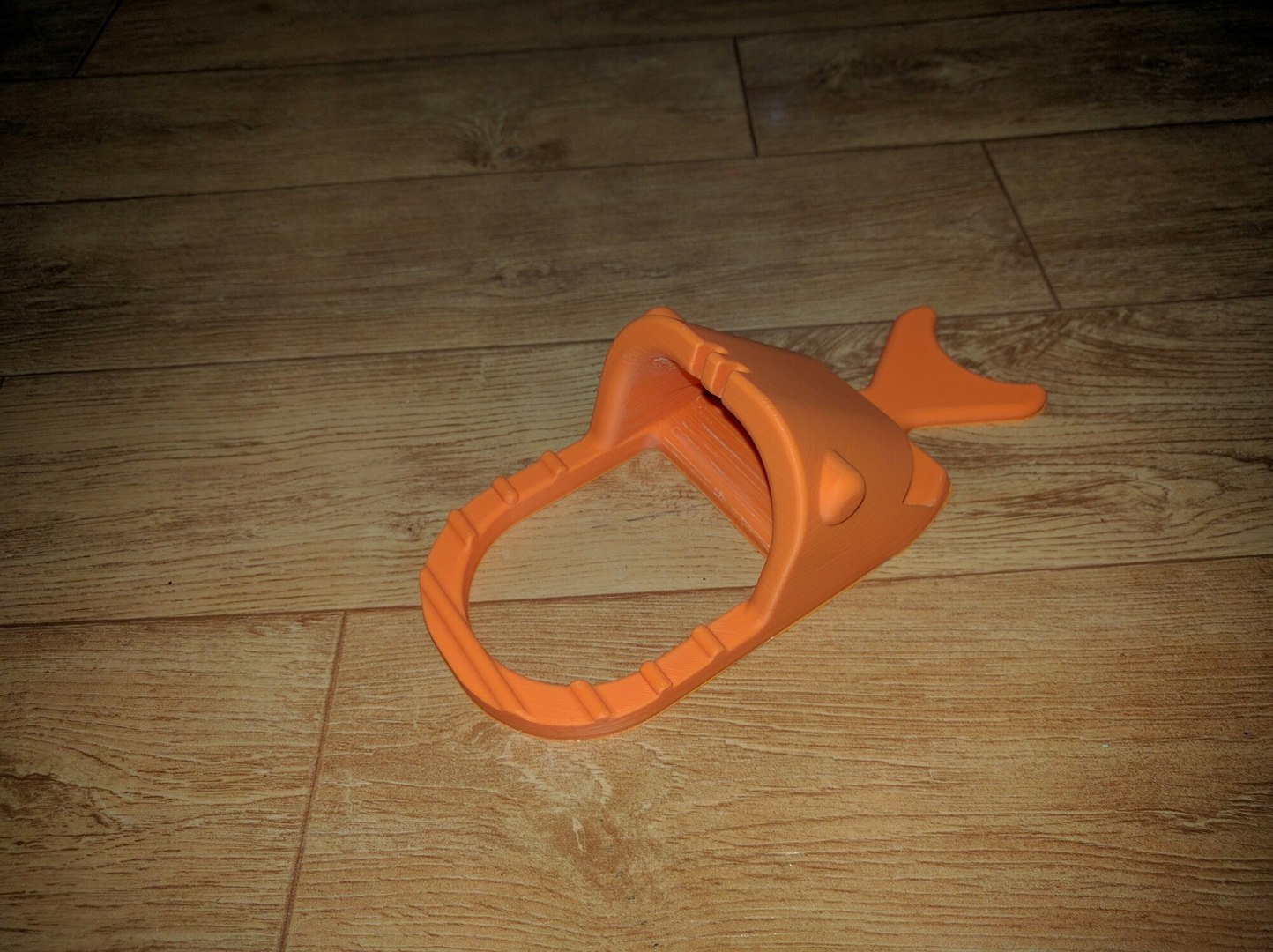 3d carp cell phone holder https://p.turbosquid.com/ts-thumb/mA/VIVxzY/LP4u9PnE/carpcellphoneholder6/jpg/1488717840/1920x1080/fit_q87/40441eb9acb9f64eca3d867948061c9990b906b2/carpcellphoneholder6.jpg
