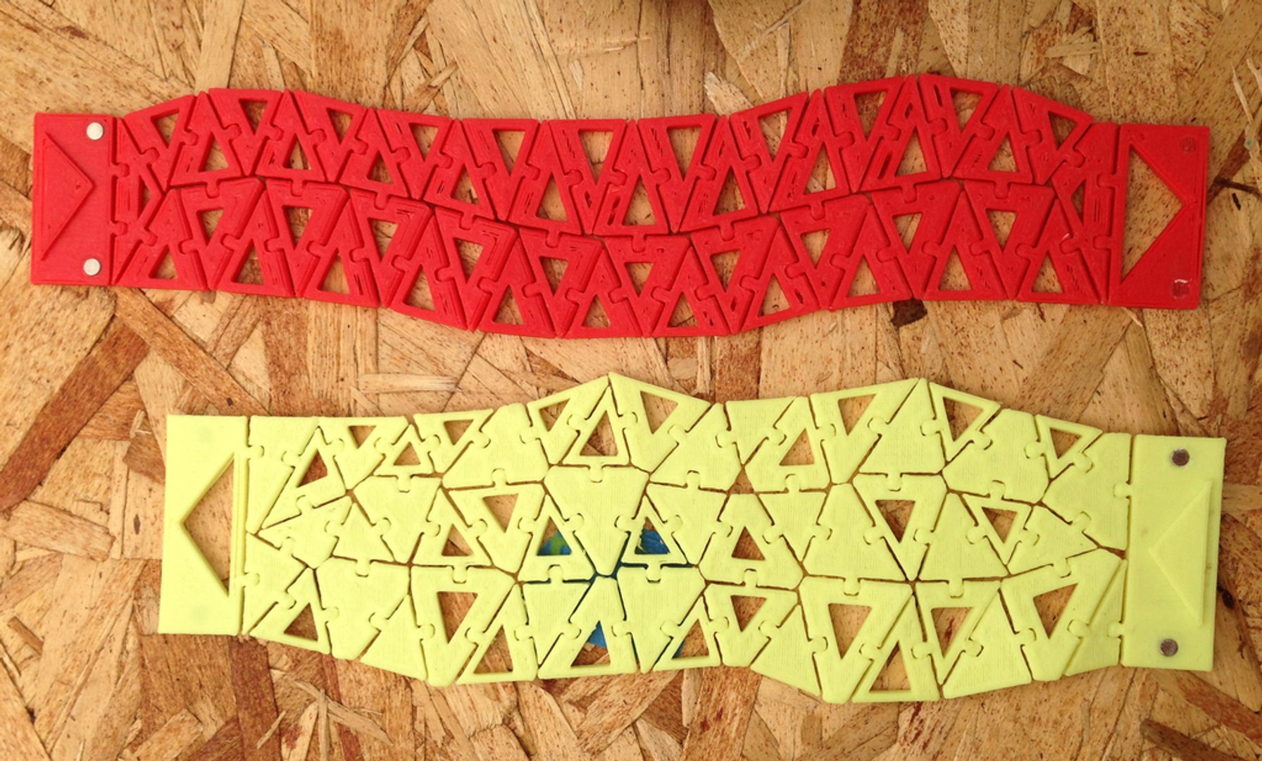 kinematic bracelets 3d 3ds https://p.turbosquid.com/ts-thumb/o3/B6R6cB/xpYMFbsG/fc9751e792ffe86a8c5d70674377375e/jpg/1476116980/1920x1080/fit_q87/32649c70f9c150233b0f220b5c979e8017a3543a/fc9751e792ffe86a8c5d70674377375e.jpg