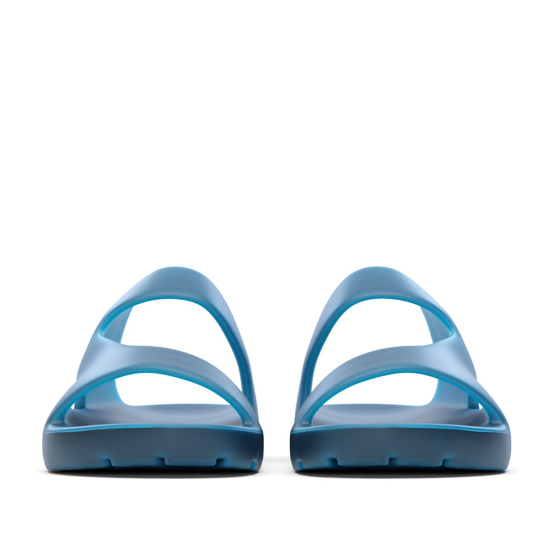 Bottega Veneta Band Slides 3D https://p.turbosquid.com/ts-thumb/qD/3NWjx8/gS/0008_1/jpg/1658254542/1920x1080/fit_q87/873741a035c7e5c65ef4392bd5465990ec906d2a/0008_1.jpg
