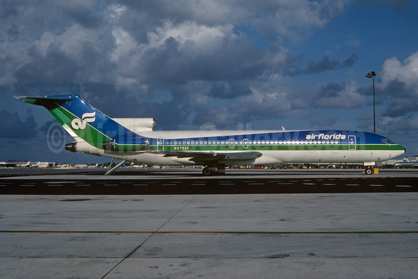 3d air florida 727-200 https://p.turbosquid.com/ts-thumb/s1/b2pTJ3/1MWB7CoD/airflorida1st727200n275afl/jpg/1348846488/1920x1080/fit_q87/0d6a0a0a8f627584abc03841bc4eb1e9f65c48b7/airflorida1st727200n275afl.jpg