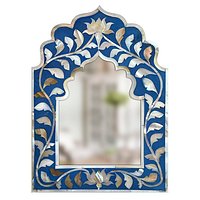 Mirror 679