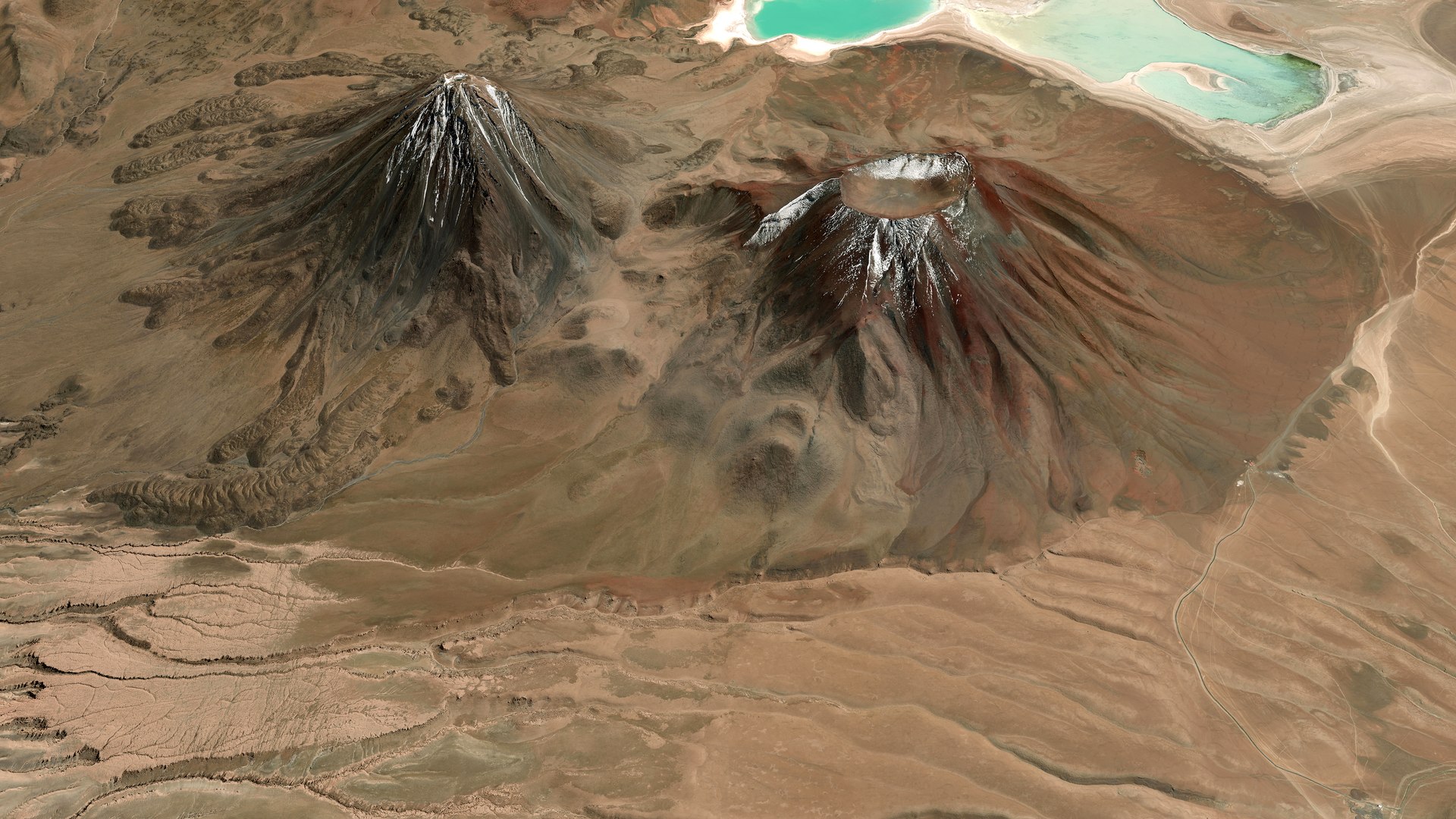 3D Juriques Licancabur Volcanoes Andes Bolivia-Chile https://p.turbosquid.com/ts-thumb/tp/zyBKLo/Hd/z0026/png/1718526402/1920x1080/fit_q87/35b4cfa3c7c8c95411949c0d4b0e129836e122b7/z0026.jpg