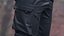 Homme en vêtements futuristes