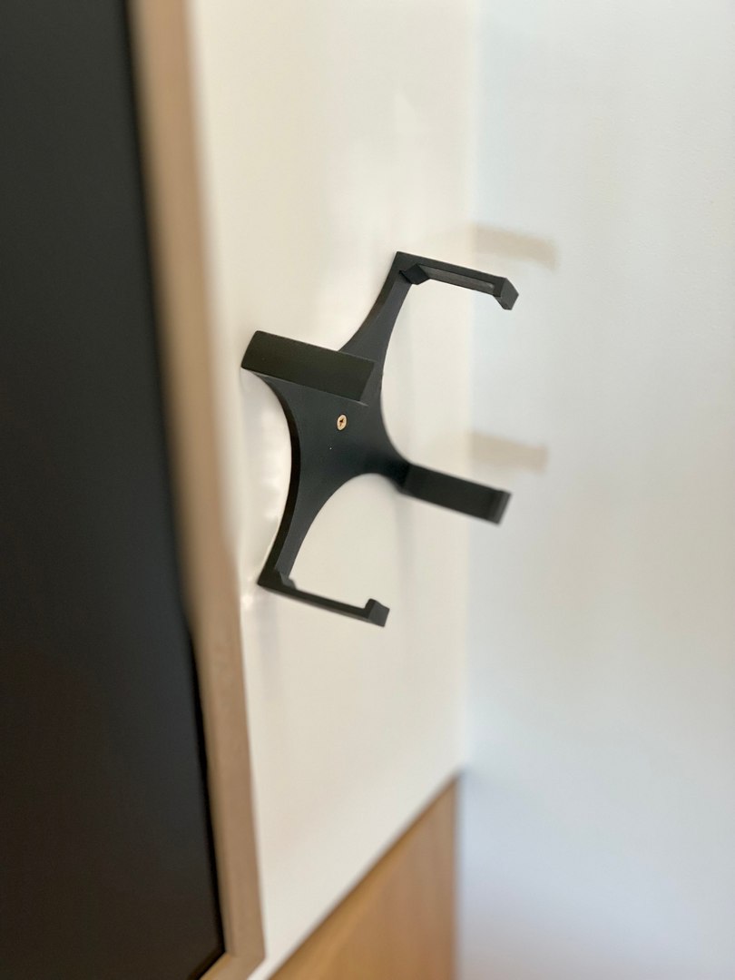 3D Holder handle grip mount for Homey PRO or Homey Bridge https://p.turbosquid.com/ts-thumb/wG/HIqD1R/EF/img_6710/jpeg/1701886425/1920x1080/fit_q87/da1e8f44ef6e9e477e570fc352172d8dbb982cbc/img_6710.jpg