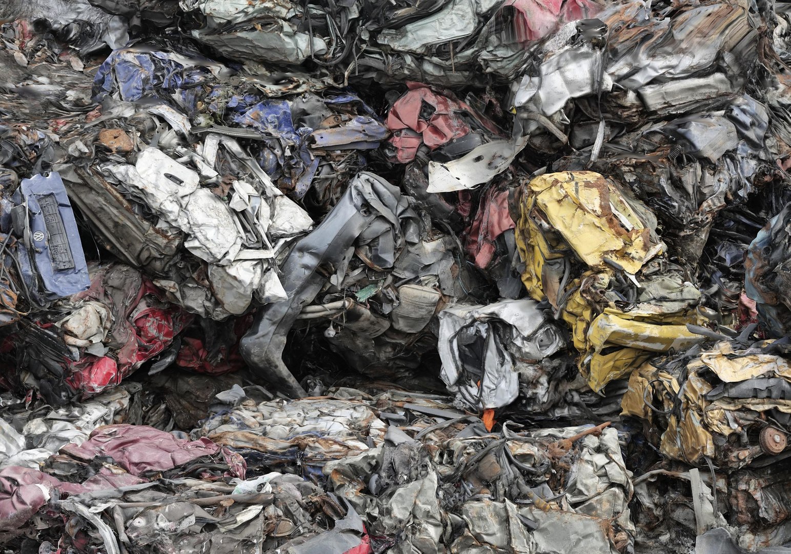 3D Crushed cars  heap Industrial Garbage Heap https://p.turbosquid.com/ts-thumb/wP/raLRkf/Rq/z09090/jpg/1716533374/1920x1080/fit_q87/c6c6f63b3e19c0819a333eb9ca7b89a247cbd457/z09090.jpg