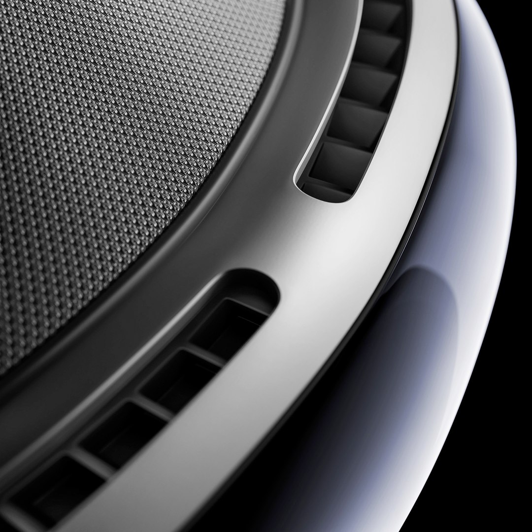 3D Apple Vision Pro model https://p.turbosquid.com/ts-thumb/xD/L5l9Zu/sh/9/jpg/1708588451/1920x1080/fit_q87/dbc9c4fd60bbeb4d641cbffa425cf7b864d59876/9.jpg