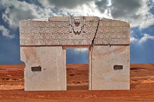 TIWANAKU SUNGATE